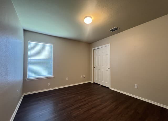 7627  Ariel Hl, San Antonio, TX 78252 — photo 12