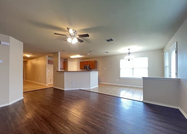 7627  Ariel Hl, San Antonio, TX 78252 — photo 16