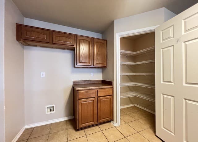 7627  Ariel Hl, San Antonio, TX 78252 — photo 23