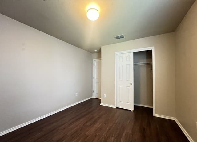 7627  Ariel Hl, San Antonio, TX 78252 — photo 7