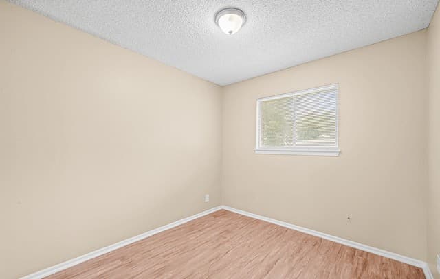 12022  Casa Bonita, San Antonio, TX 78233 — photo 17