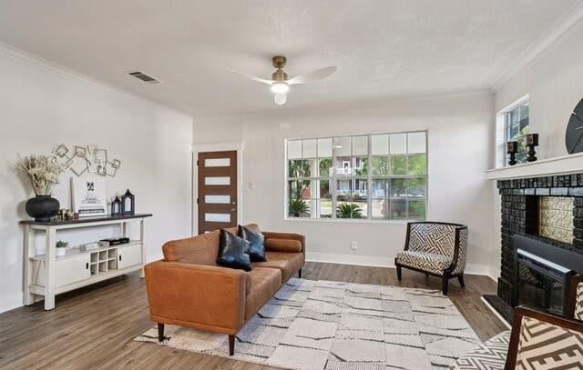 1119 W Huisache Ave, San Antonio, TX 78201 — photo 8