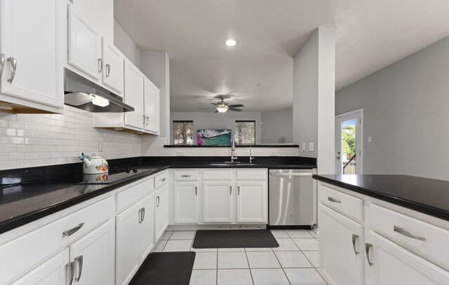 6521  Ashby Pt, Live Oak, TX 78233 — photo 11
