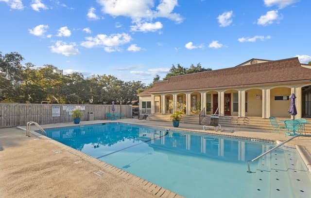 8702  Village Dr Unit 123