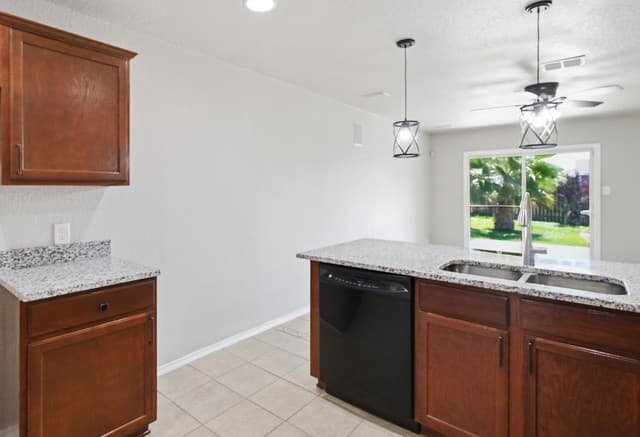 2334  Camberly Vw, Converse, TX 78109 — photo 10