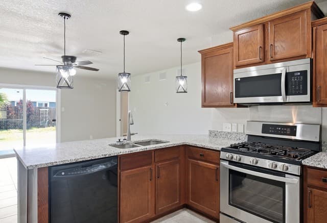 2334  Camberly Vw, Converse, TX 78109 — photo 8