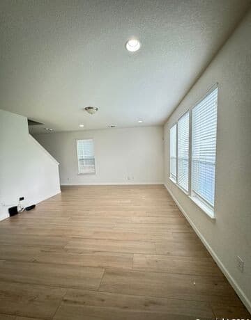 7746  Heavenly Arbor, San Antonio, TX 78254 — photo 4