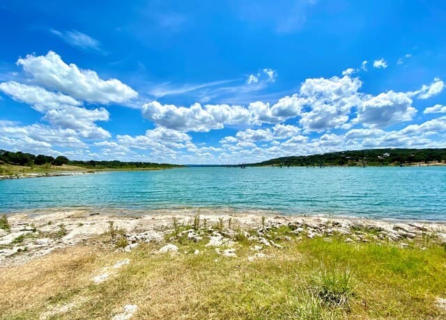 1516  Ensenada Dr, Canyon Lake, TX 78133 — photo 5