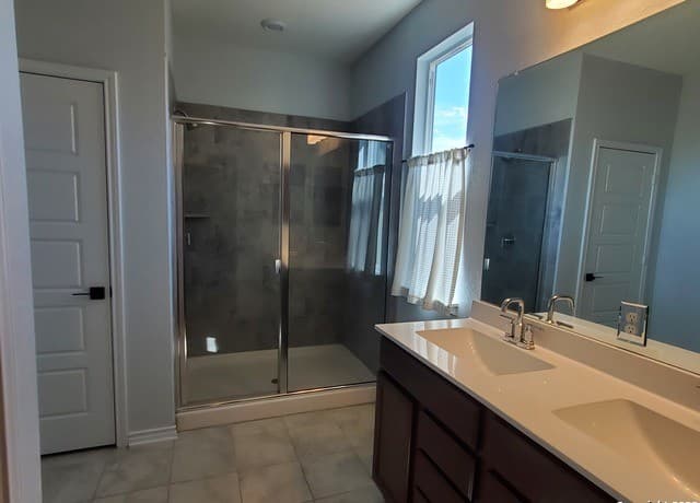 305  Dakota Crk, New Braunfels, TX 78130 — photo 16