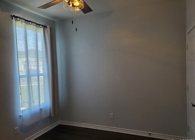 305  Dakota Crk, New Braunfels, TX 78130 — photo 20