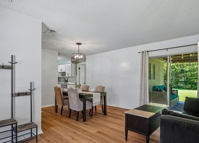 774  Clearview Drive, San Antonio, TX 78228 — photo 6