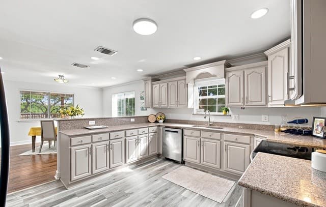740  Deer Cross Ln, San Antonio, TX 78260 — photo 8