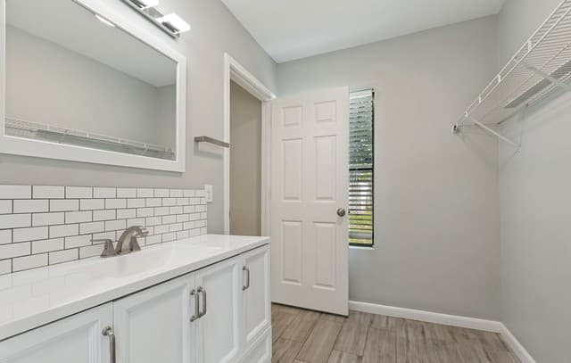 211  Beverly Dr, San Antonio, TX 78228 — photo 17
