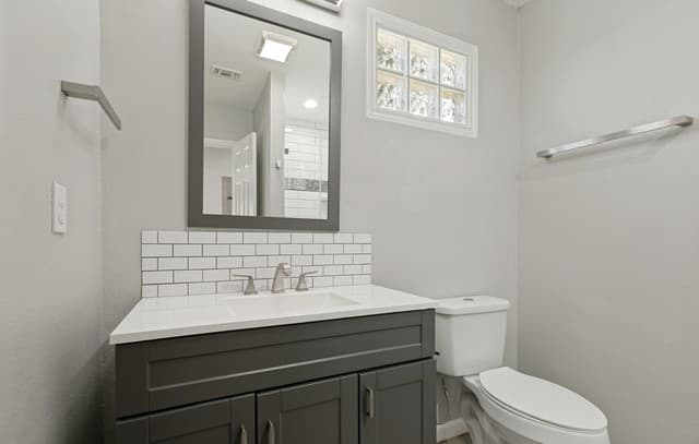 211  Beverly Dr, San Antonio, TX 78228 — photo 21