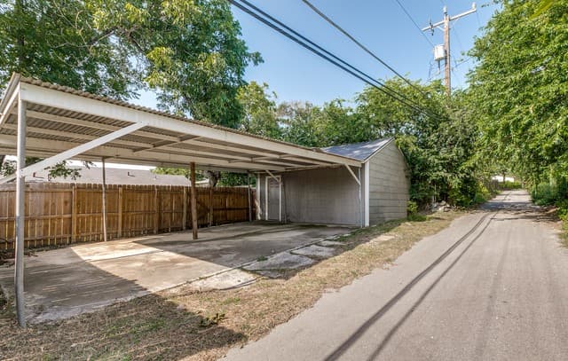 211  Beverly Dr, San Antonio, TX 78228 — photo 25