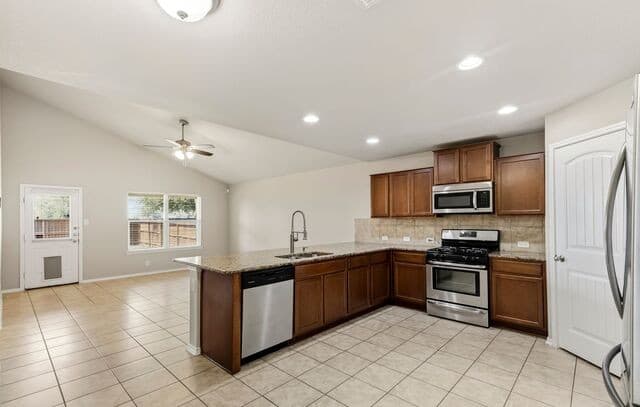 10213  Metz Valley, Schertz, TX 78154 — photo 11