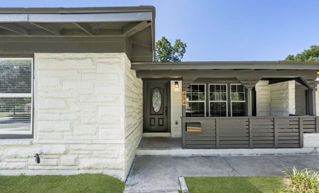 454  Storeywood Dr, San Antonio, TX 78213 — photo 3