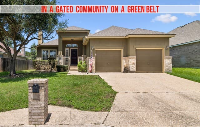 1303 Bluff Forest