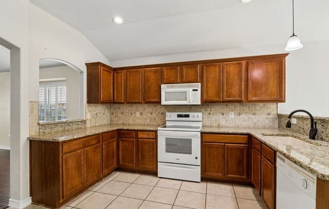 1303  Bluff Forest, San Antonio, TX 78248 — photo 14