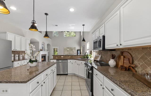 2515  Ashton Village Dr, San Antonio, TX 78248 — photo 11