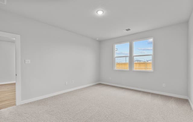 2347  Crisp Gln, San Antonio, TX 78224 — photo 6