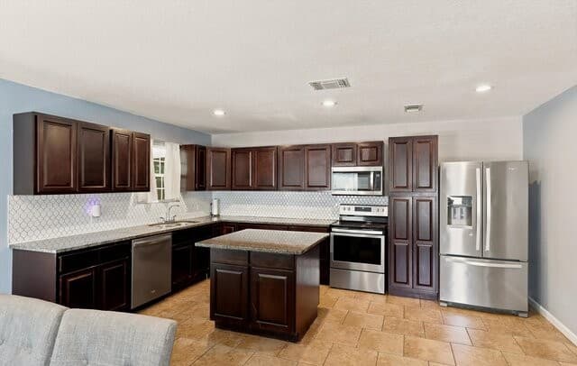 1311  Rivas St, San Antonio, TX 78207 — photo 2