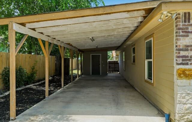 1311  Rivas St, San Antonio, TX 78207 — photo 22