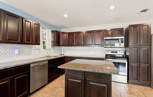 1311  Rivas St, San Antonio, TX 78207 — photo 5