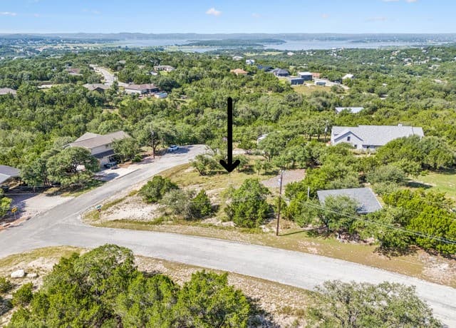 194  Night Hawk Ln, Canyon Lake, TX 78133 — photo 3