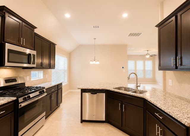 14422  Palomino Pl, San Antonio, TX 78254 — photo 10