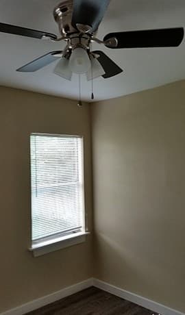 516  Bexar Dr, San Antonio, TX 78228 — photo 6