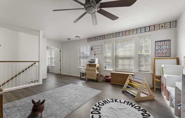 9015  Valhalla, Selma, TX 78154 — photo 14