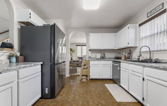 9015  Valhalla, Selma, TX 78154 — photo 19