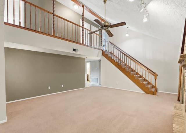 7226  Trace Buckle, San Antonio, TX 78240 — photo 10