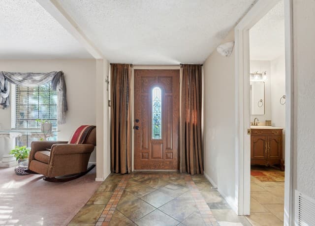 7226  Trace Buckle, San Antonio, TX 78240 — photo 4