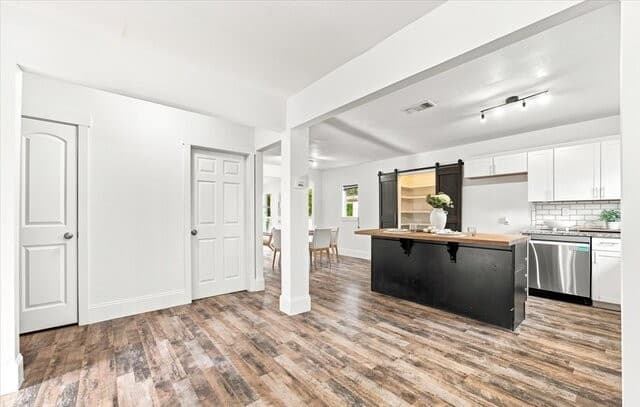 434  Ward Ave, San Antonio, TX 78223 — photo 6
