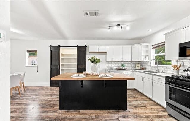 434  Ward Ave, San Antonio, TX 78223 — photo 8