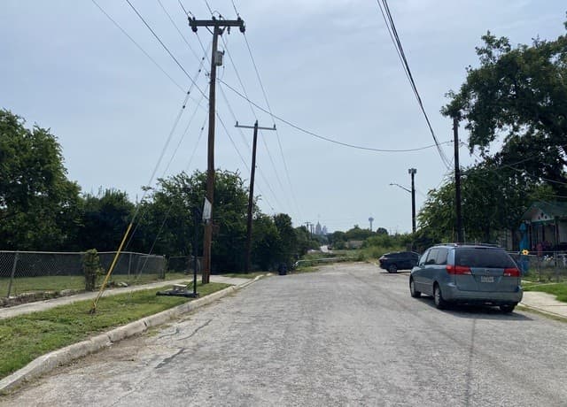 1315  Monterey St, San Antonio, TX 78207 — photo 3
