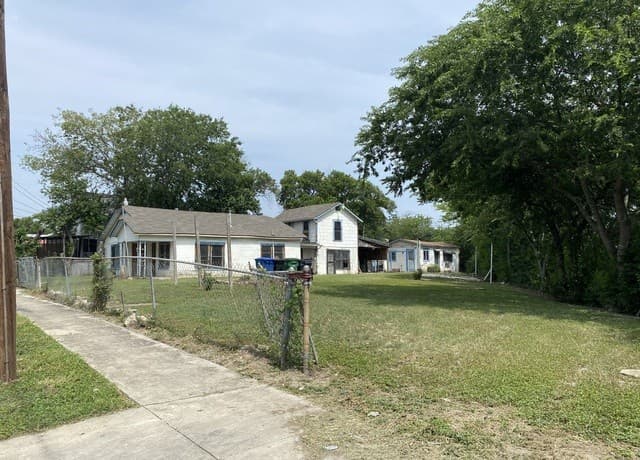 1315  Monterey St, San Antonio, TX 78207 — photo 5