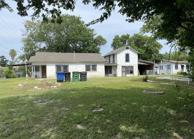 1315  Monterey St, San Antonio, TX 78207 — photo 8