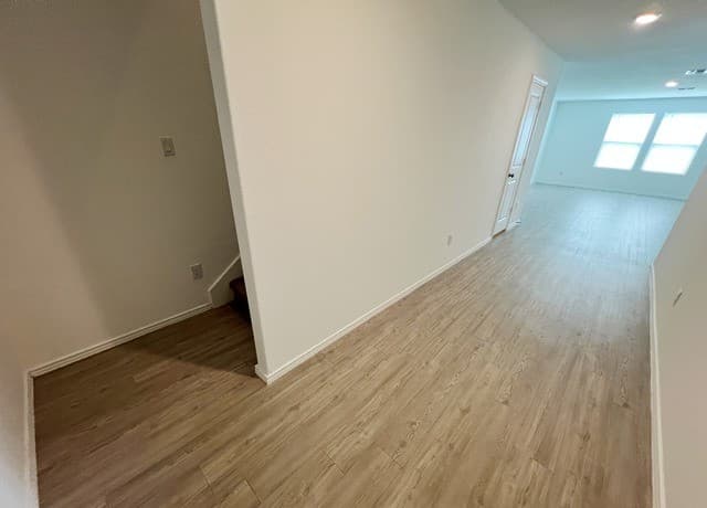 5433  Calton Bnd, San Antonio, TX 78253 — photo 2