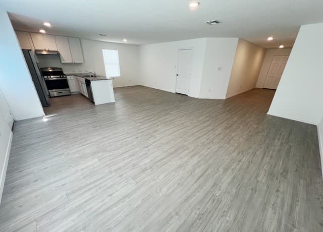 5433  Calton Bnd, San Antonio, TX 78253 — photo 6