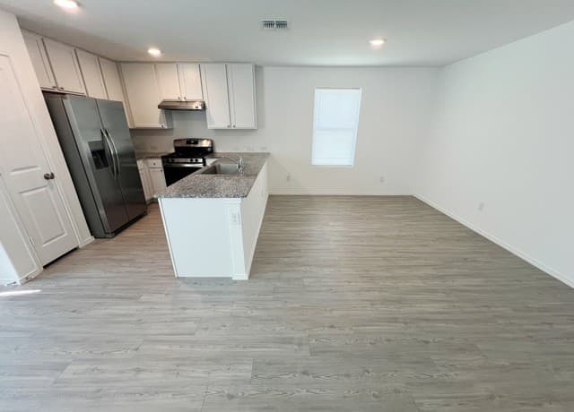 5433  Calton Bnd, San Antonio, TX 78253 — photo 7