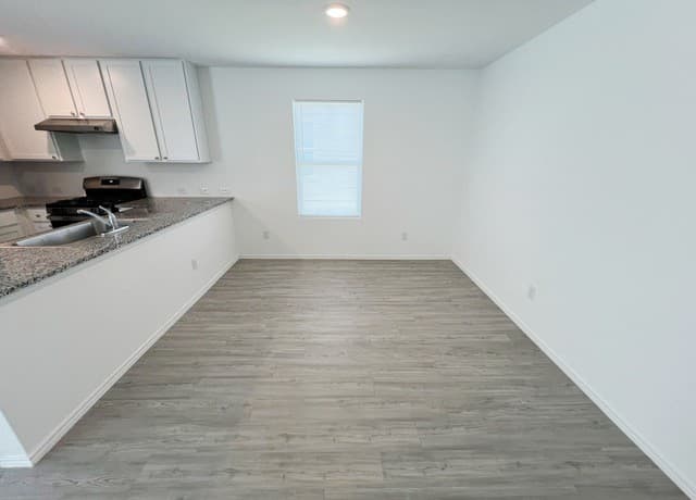 5433  Calton Bnd, San Antonio, TX 78253 — photo 8
