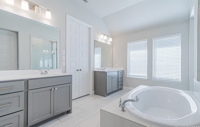 9328  Trestle Creek, San Antonio, TX 78254 — photo 4