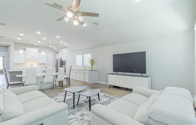 9328  Trestle Creek, San Antonio, TX 78254 — photo 7