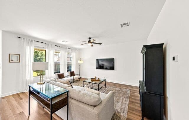 124  Wickersham, Boerne, TX 78015 — photo 6