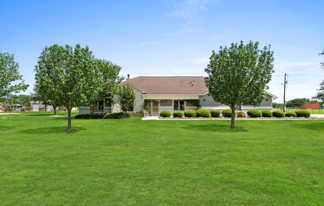 1143 Cody Ln