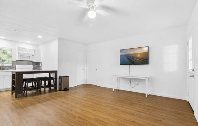 761  Whippoorwill Dr Unit B, Canyon Lake, TX 78133 — photo 5
