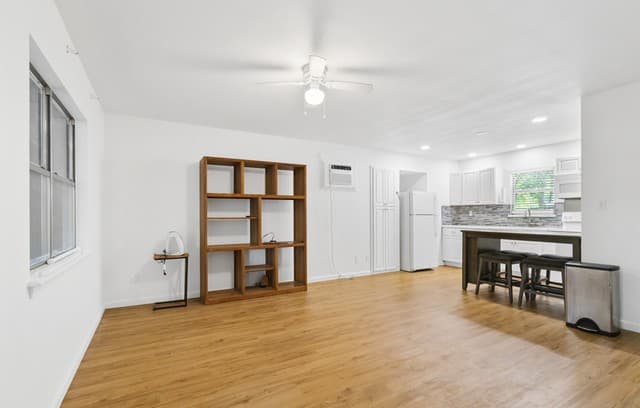 761  Whippoorwill Dr Unit B, Canyon Lake, TX 78133 — photo 6